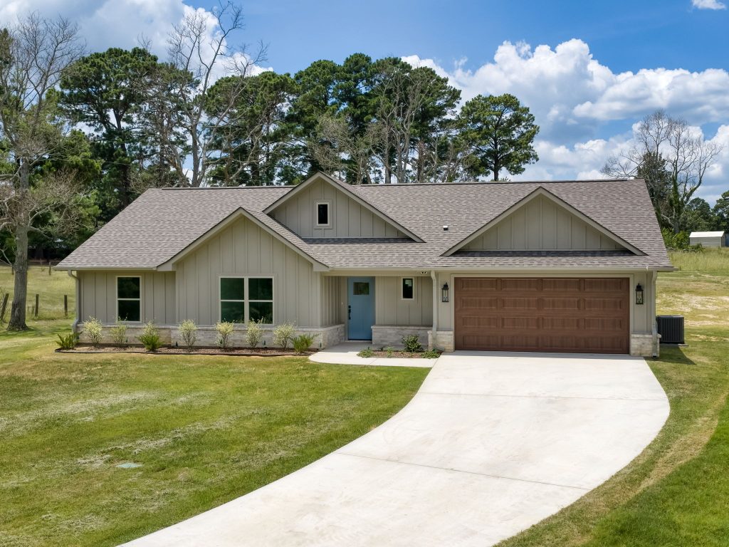 574 County Road 2745